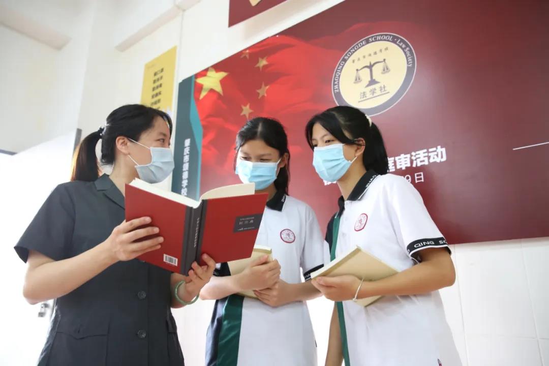 正在上传...
